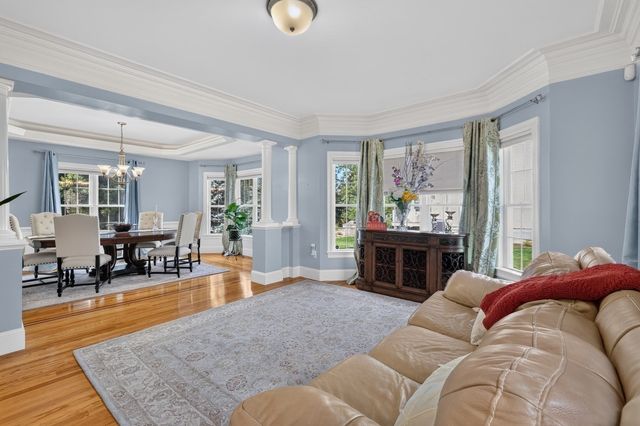 4 Iarussi Way, Medway, MA 02053