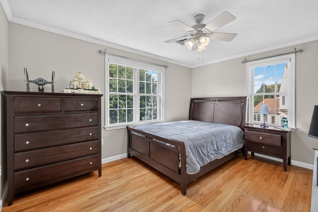 4 Iarussi Way, Medway, MA 02053