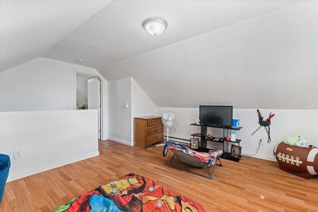 376 Pleasant St, Paxton, MA 01612