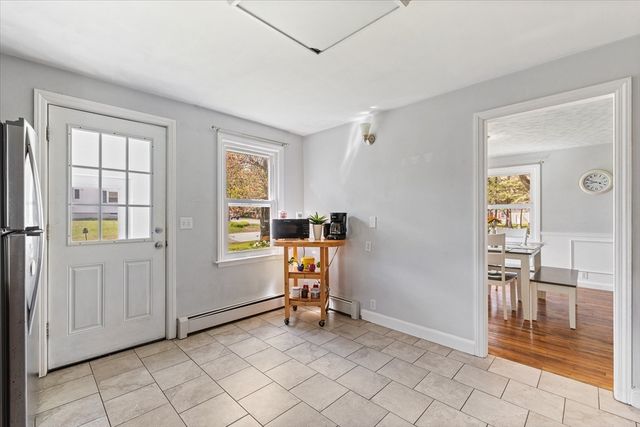 376 Pleasant St, Paxton, MA 01612