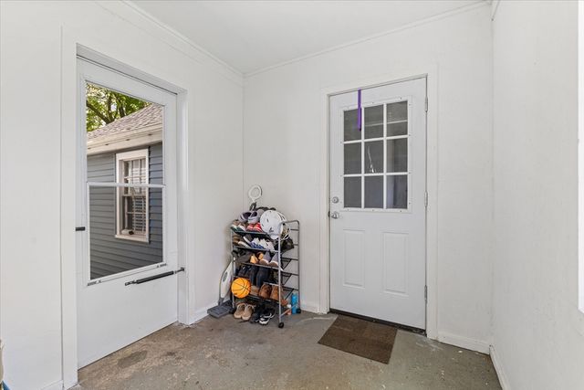 376 Pleasant St, Paxton, MA 01612
