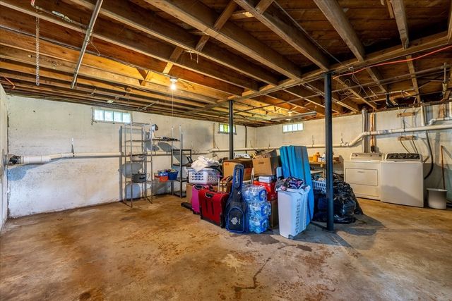 376 Pleasant St, Paxton, MA 01612
