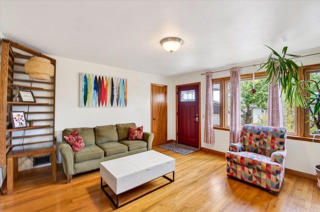 1805 Beld Street, Madison, WI 53713