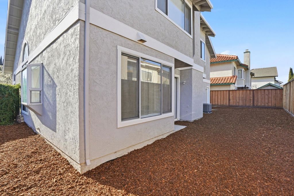 Image 33 of property listing at 3704 Colonial Ct, Antioch, CA 94509