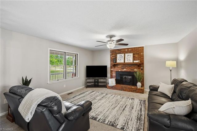 1540 Thomas Road, Lexington, NC 27295