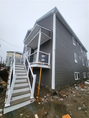 731 Potters Avenue, Providence, RI 02907
