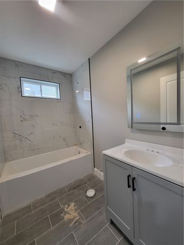 731 Potters Avenue, Providence, RI 02907