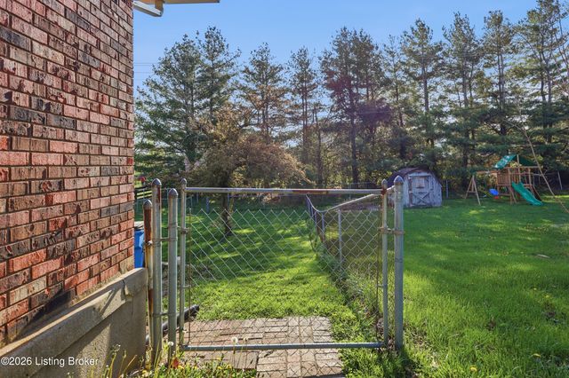 1471 Bonnie Brae Dr, Shelbyville, KY 40065