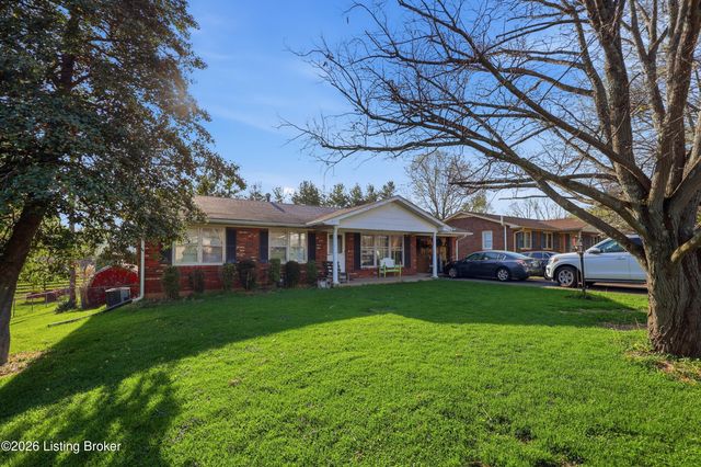 1471 Bonnie Brae Dr, Shelbyville, KY 40065