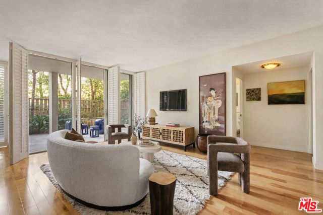 4411 Los Feliz Boulevard 106, Los Angeles, CA 90027