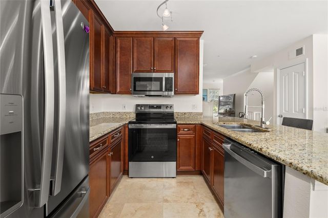 1054 WATERSIDE DRIVE, Celebration, FL 34747