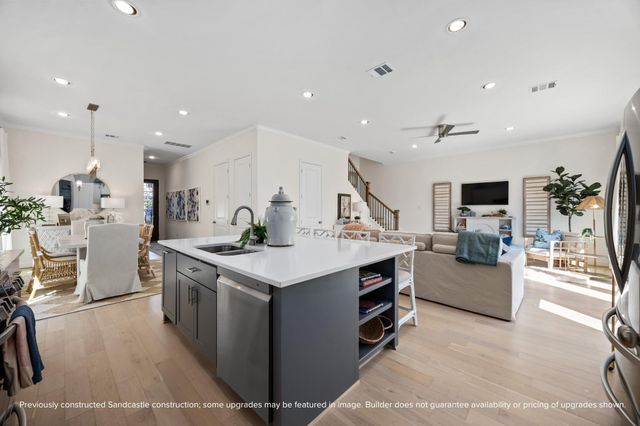1534 W 34th Street, Houston, TX 77018