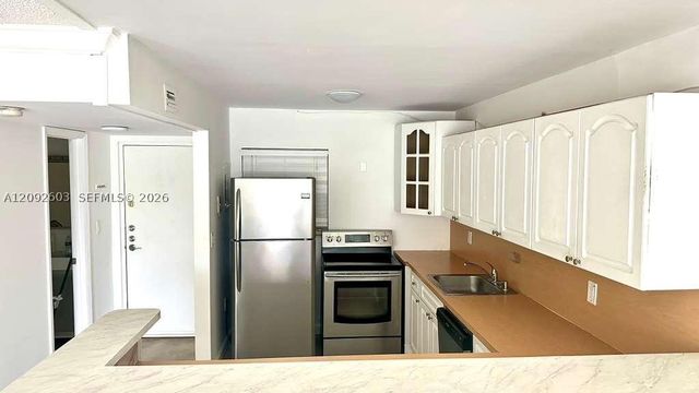 7830 Dickens Ave 203, Miami Beach, FL 33141