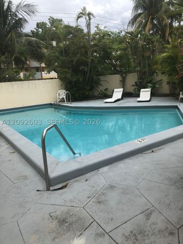 7830 Dickens Ave 203, Miami Beach, FL 33141