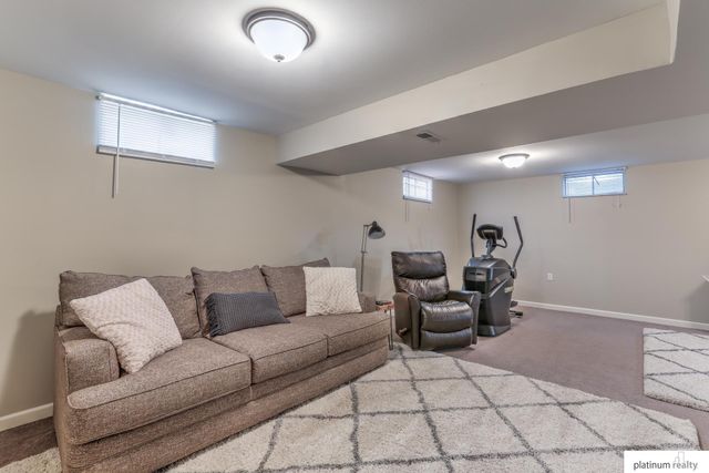 3510 S 129 Street, Omaha, NE 68144