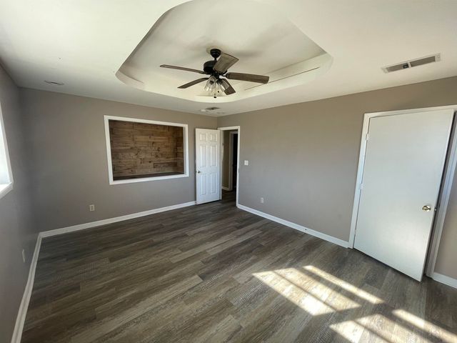 428 E 4th Street, Lonoke, AR 72086