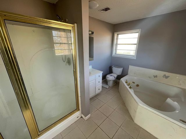 428 E 4th Street, Lonoke, AR 72086