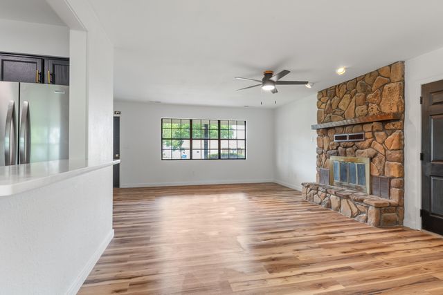 7 James River Lane, Kimberling City, MO 65686