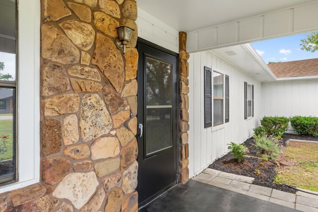 7 James River Lane, Kimberling City, MO 65686