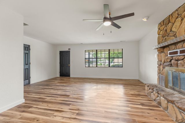 7 James River Lane, Kimberling City, MO 65686