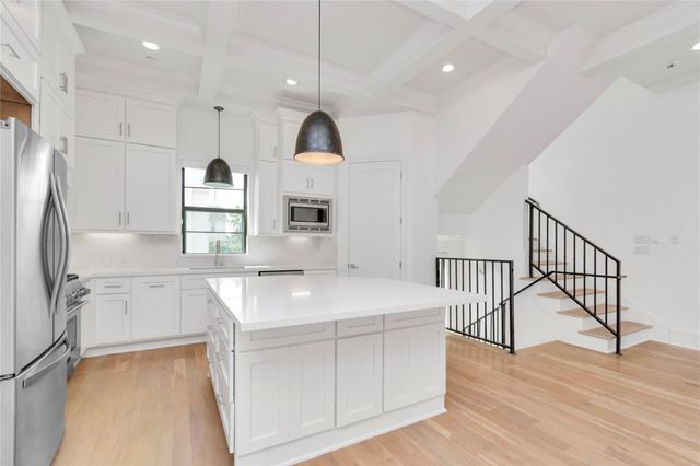 5735 Winsome Lane, Houston, TX 77057