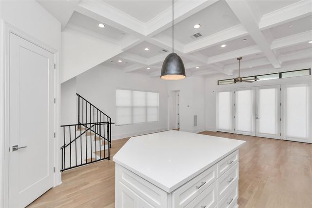 5735 Winsome Lane, Houston, TX 77057