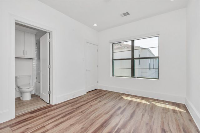 5735 Winsome Lane, Houston, TX 77057