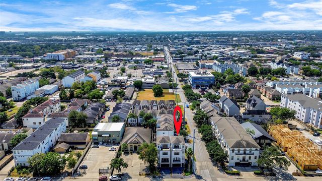 5735 Winsome Lane, Houston, TX 77057