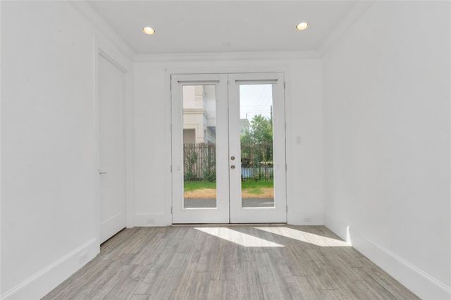 5735 Winsome Lane, Houston, TX 77057