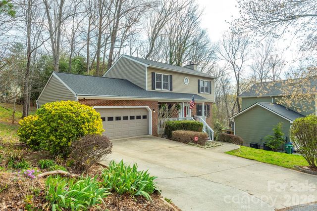 46 Foxberry Drive, Arden, NC 28704