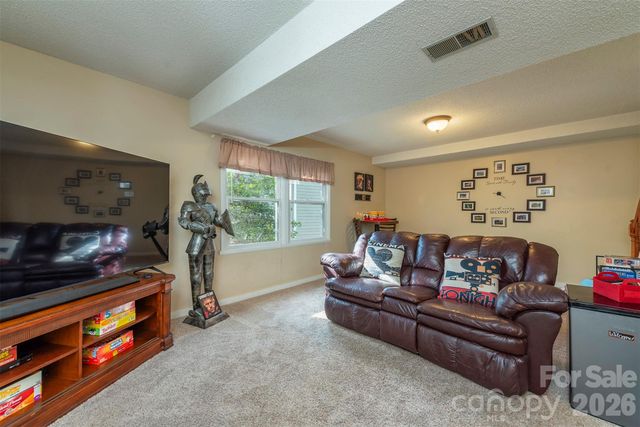 46 Foxberry Drive, Arden, NC 28704