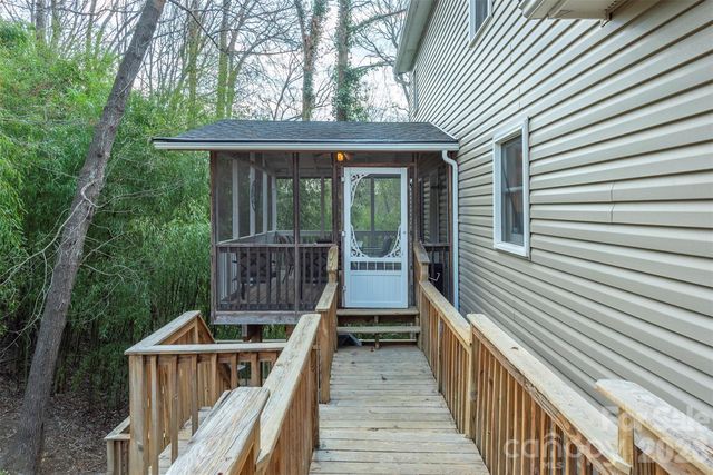 46 Foxberry Drive, Arden, NC 28704