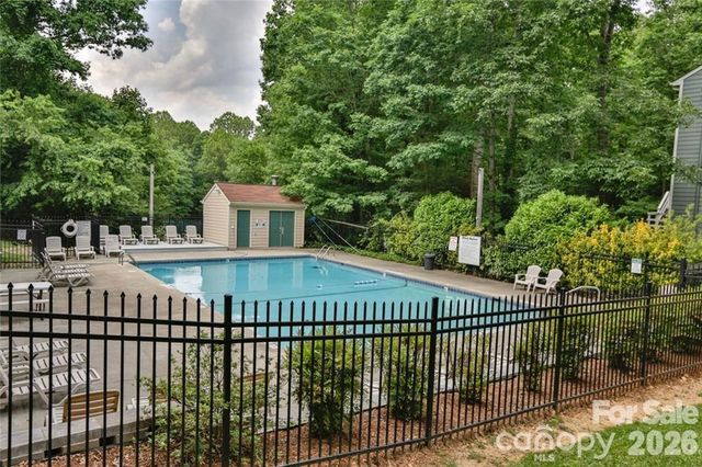 46 Foxberry Drive, Arden, NC 28704