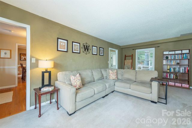 46 Foxberry Drive, Arden, NC 28704