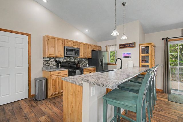 354 Old Stage Road, Georgia, VT 05468