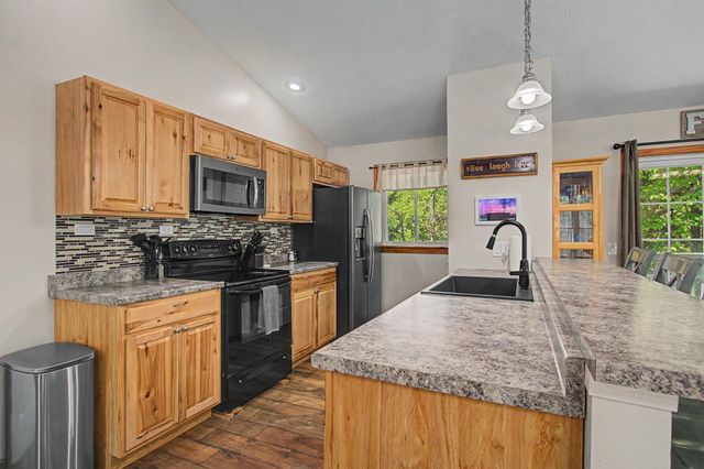 354 Old Stage Road, Georgia, VT 05468