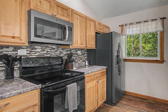 354 Old Stage Road, Georgia, VT 05468