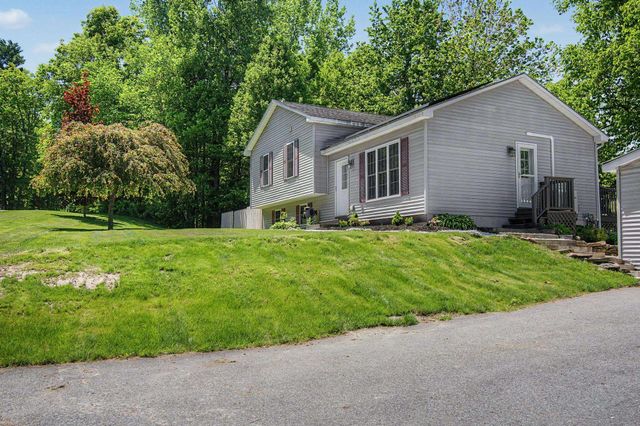 354 Old Stage Road, Georgia, VT 05468