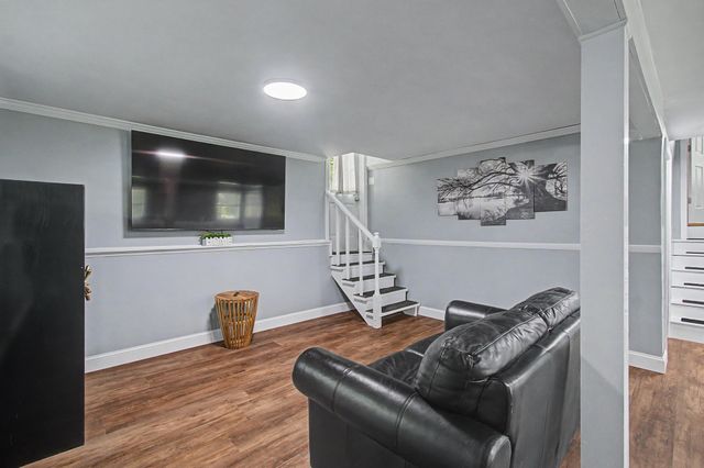 354 Old Stage Road, Georgia, VT 05468