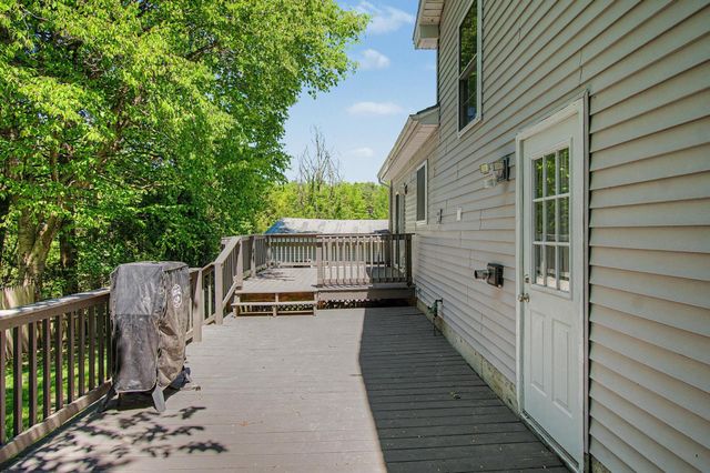 354 Old Stage Road, Georgia, VT 05468