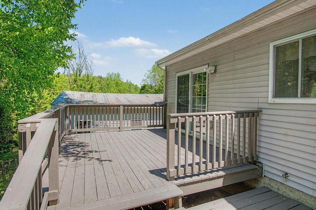 354 Old Stage Road, Georgia, VT 05468