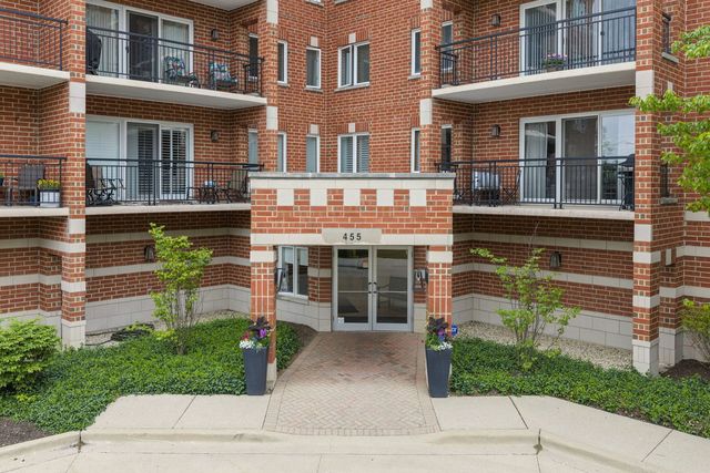 455 W Front Street 201, Wheaton, IL 60187