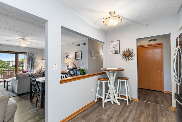 455 W Front Street 201, Wheaton, IL 60187