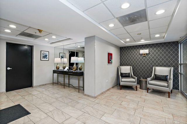 455 W Front Street 201, Wheaton, IL 60187