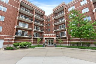 455 W Front Street 201, Wheaton, IL 60187