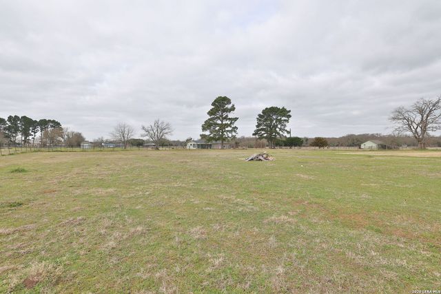 7474 Welch, Bryan, TX 77808