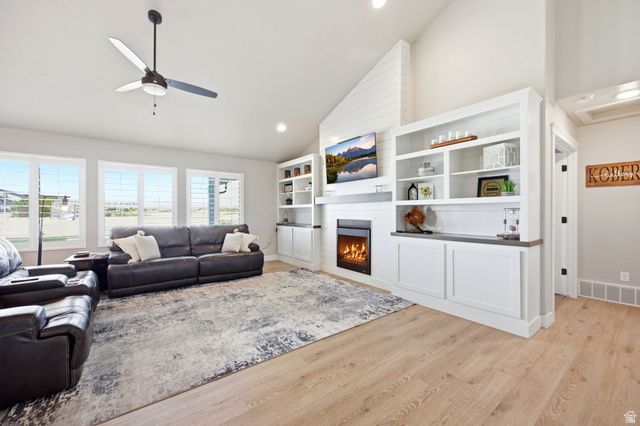 1380 W 50 N, Layton, UT 84041
