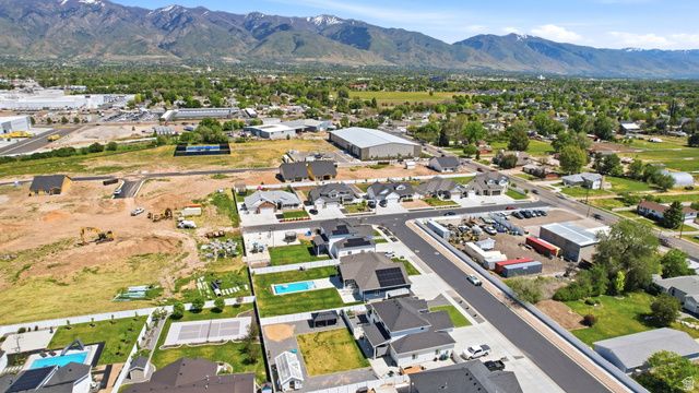 1380 W 50 N, Layton, UT 84041