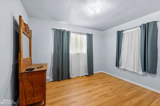 22972 Clairwood Street, Saint Clair Shores, MI 48080