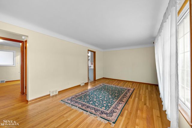 22972 Clairwood Street, Saint Clair Shores, MI 48080